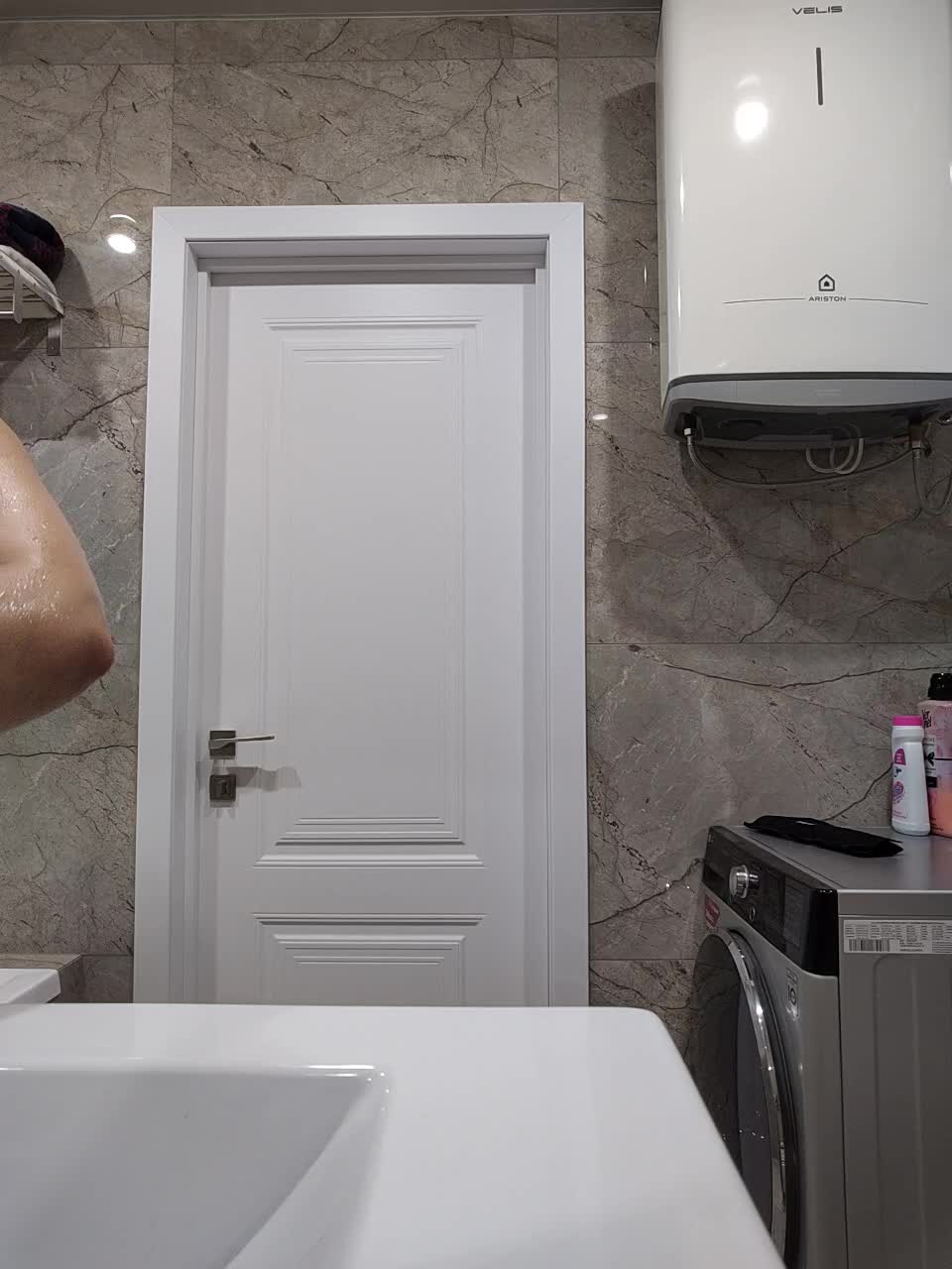 View or download file madina3 on 2023-09-03 from bongacams