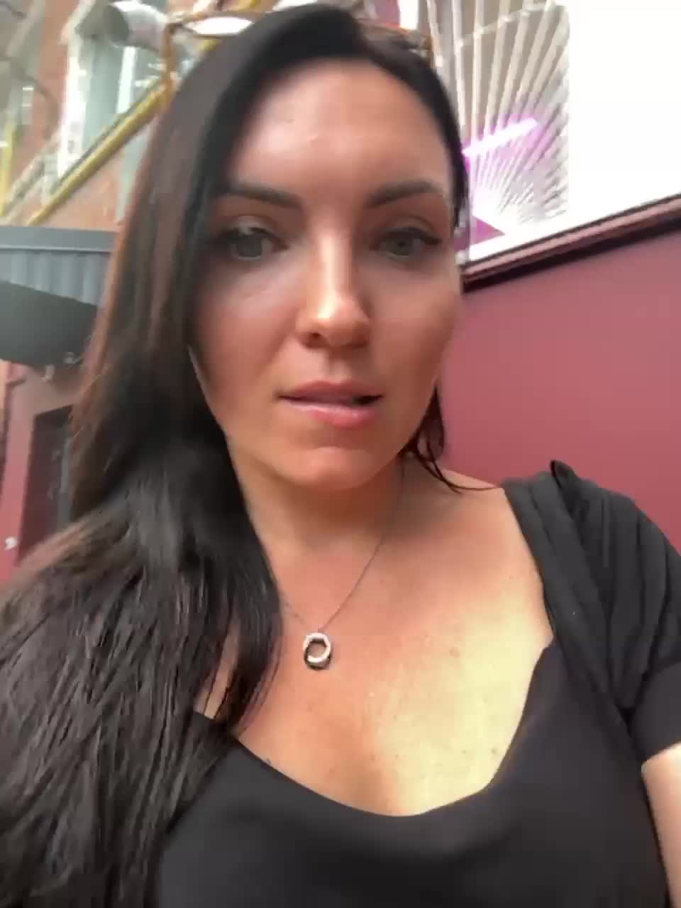 View or download file divora on 2023-09-06 from bongacams