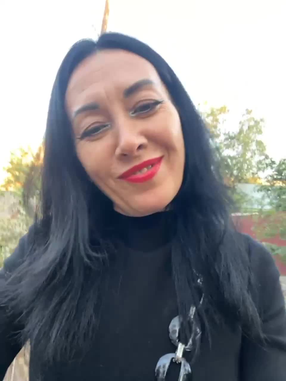 View or download file karolinamilf on 2023-09-06 from bongacams