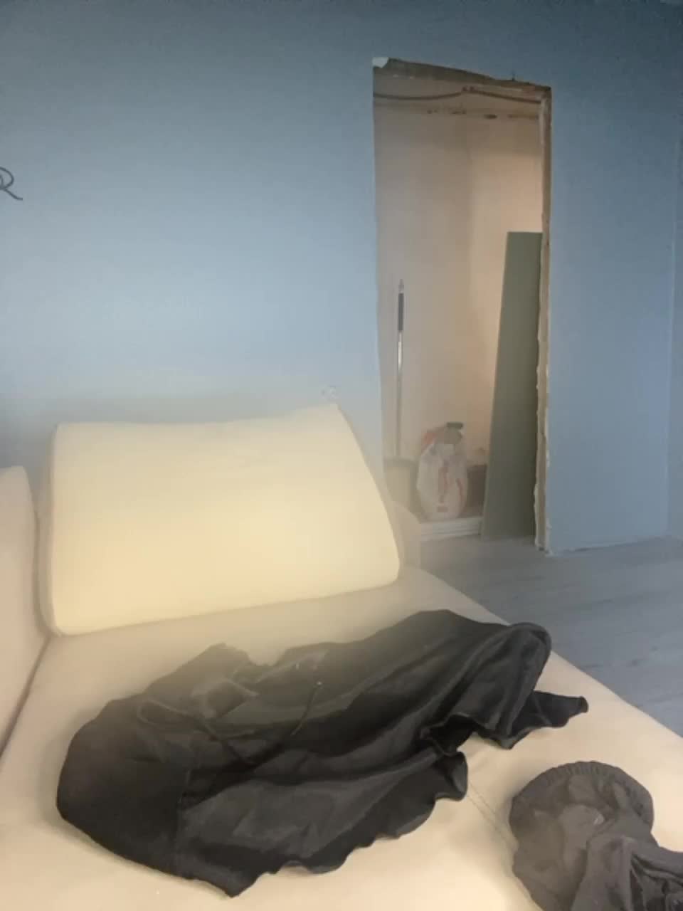 View or download file milaa1998 on 2023-09-06 from bongacams