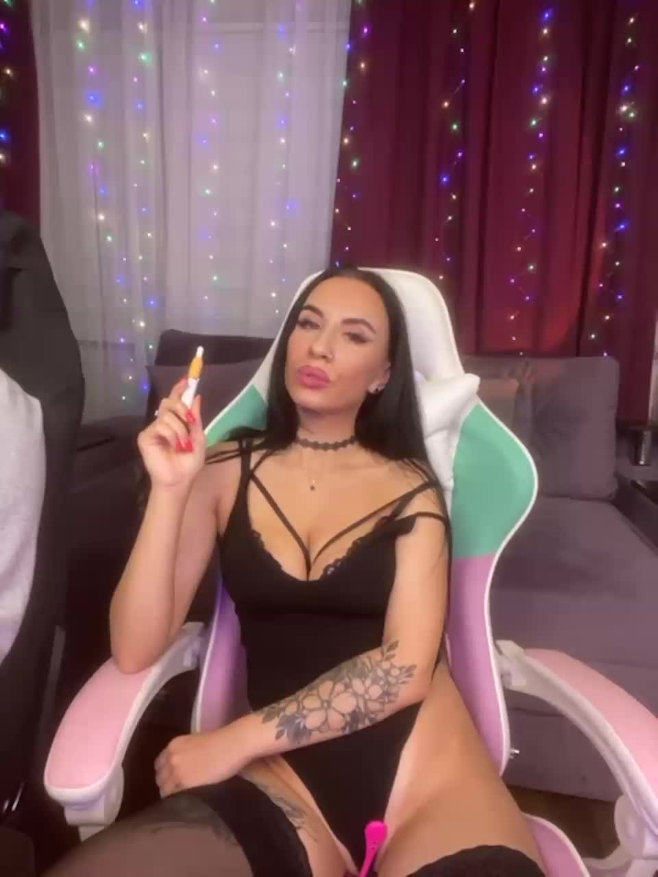 View or download file missjasmine07 on 2023-09-06 from bongacams