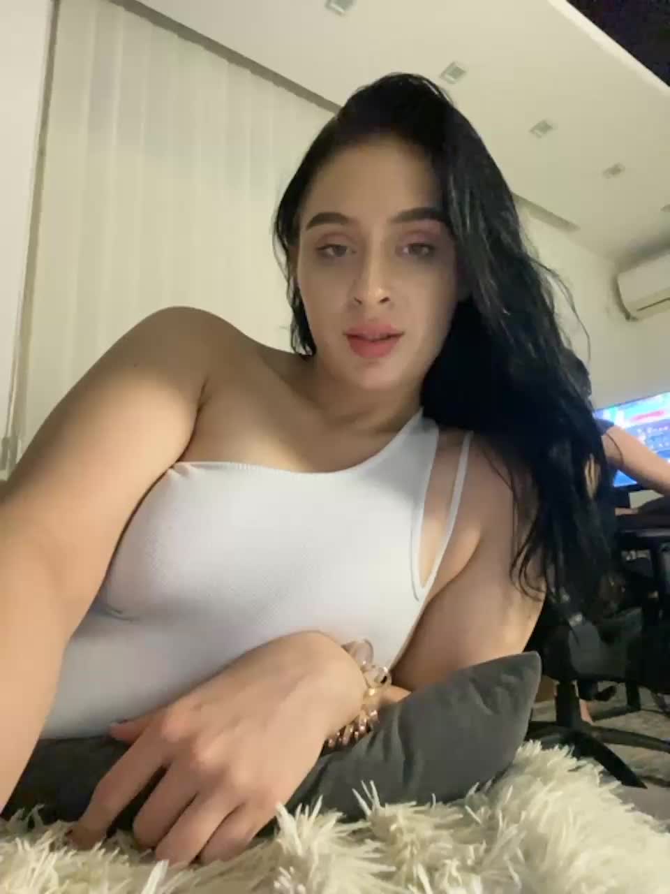 View or download file partynextnext on 2023-09-06 from bongacams