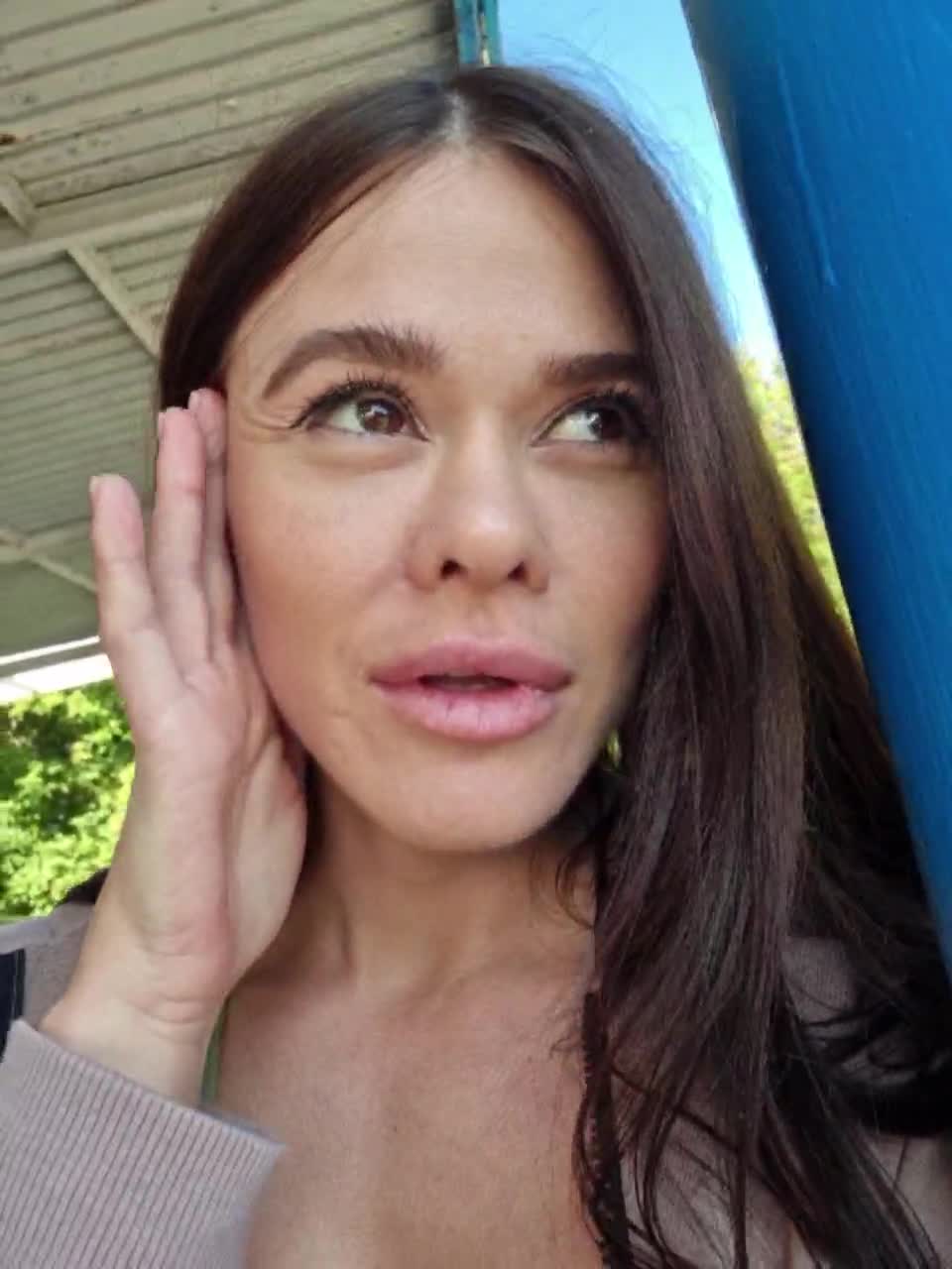 View or download file vikki100500 on 2023-09-06 from bongacams