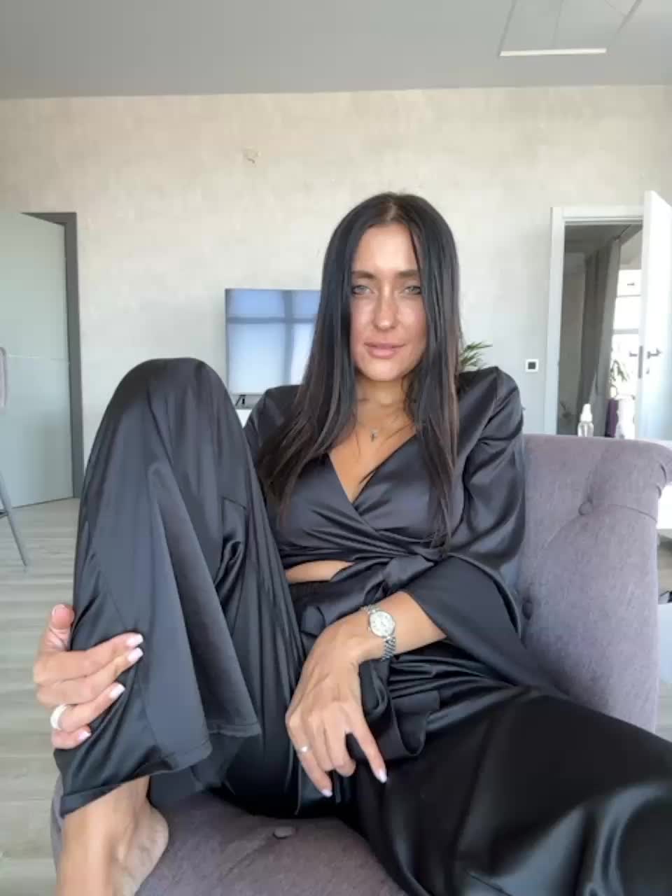 View or download file linahelen on 2023-09-07 from bongacams