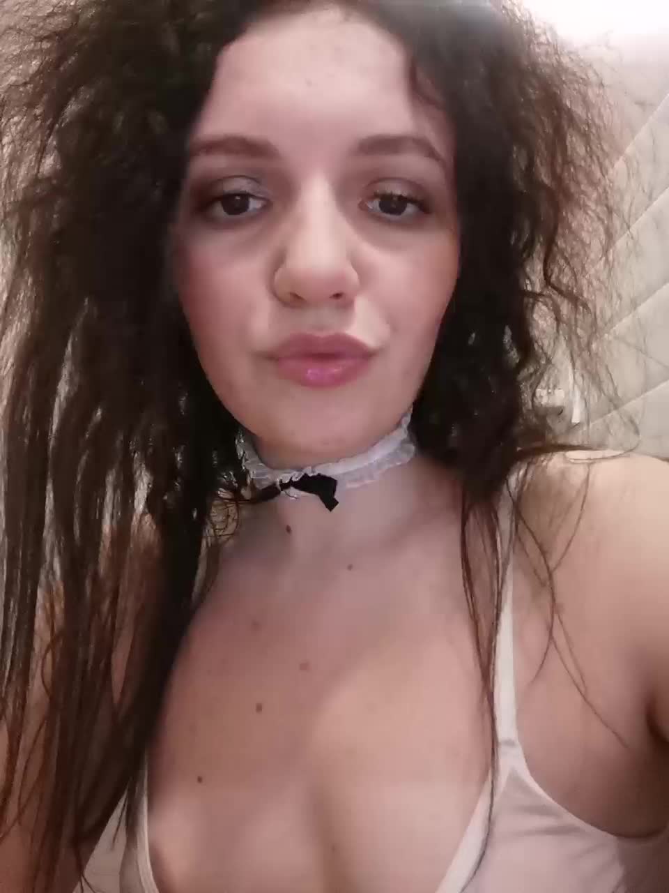 View or download file marykiskis on 2023-09-08 from bongacams