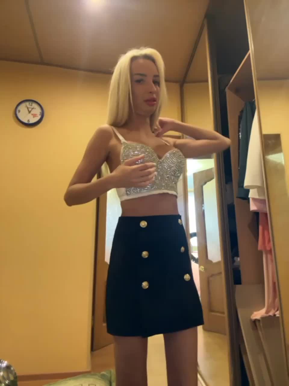 View or download file goldpussy69 on 2023-09-09 from bongacams