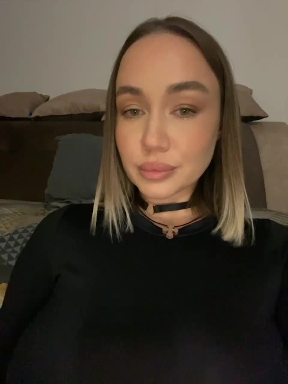 View or download file emili1_ on 2023-09-10 from bongacams