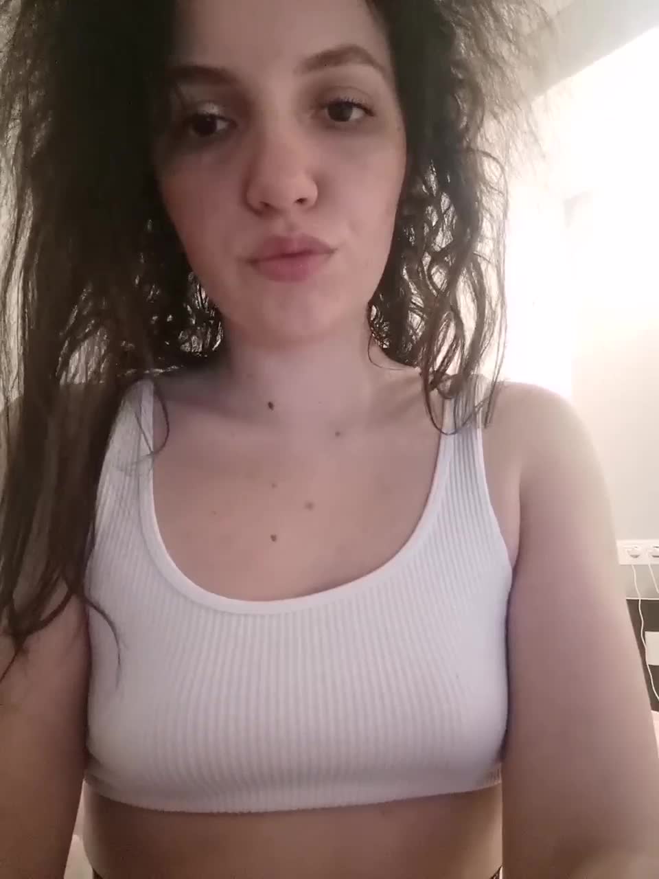 View or download file marykiskis on 2023-09-10 from bongacams