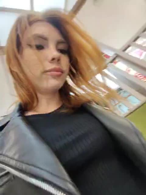 View or download file fox_hole on 2023-09-11 from bongacams