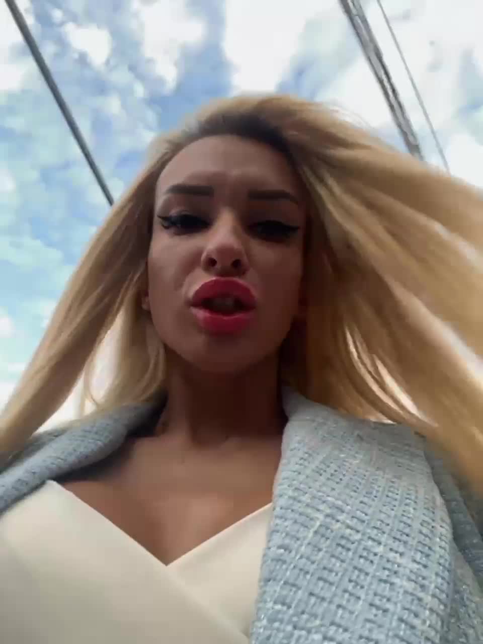 View or download file goldpussy69 on 2023-09-12 from bongacams