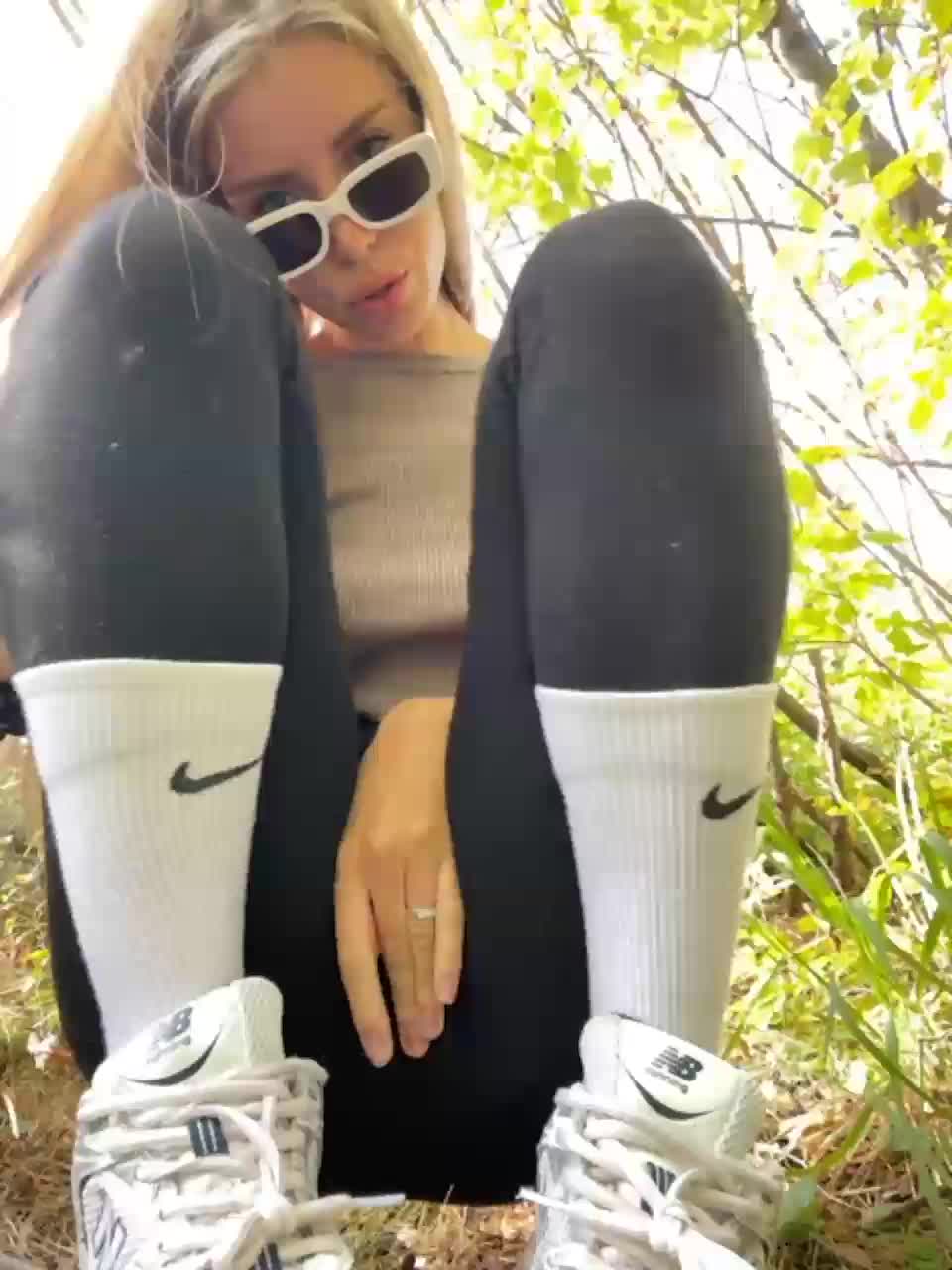 View or download file kika_co on 2023-09-12 from bongacams