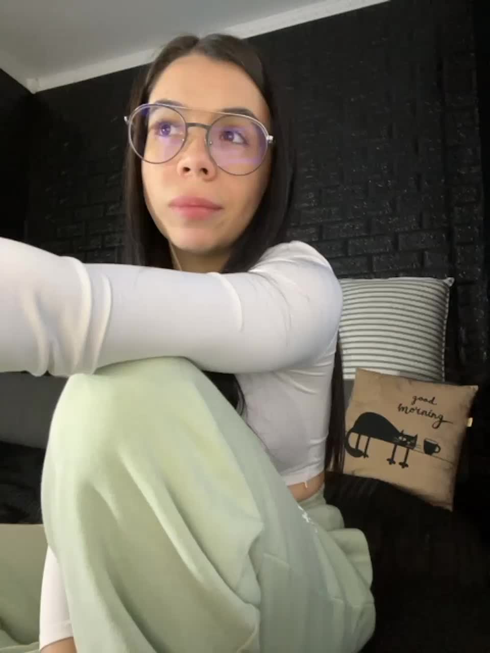 View or download file vero19nika on 2023-09-12 from bongacams