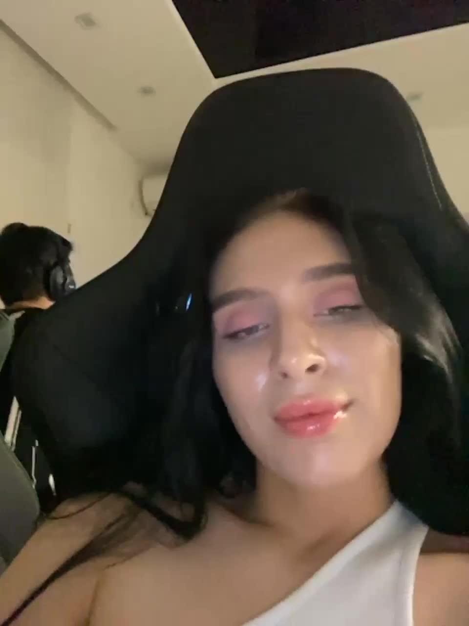 View or download file partynextnext on 2023-09-13 from bongacams