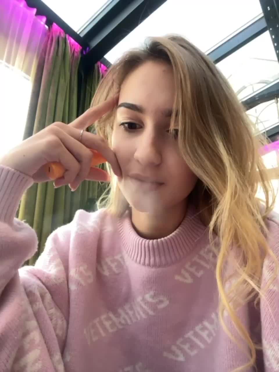 View or download file _lana_chester_ on 2023-09-19 from bongacams