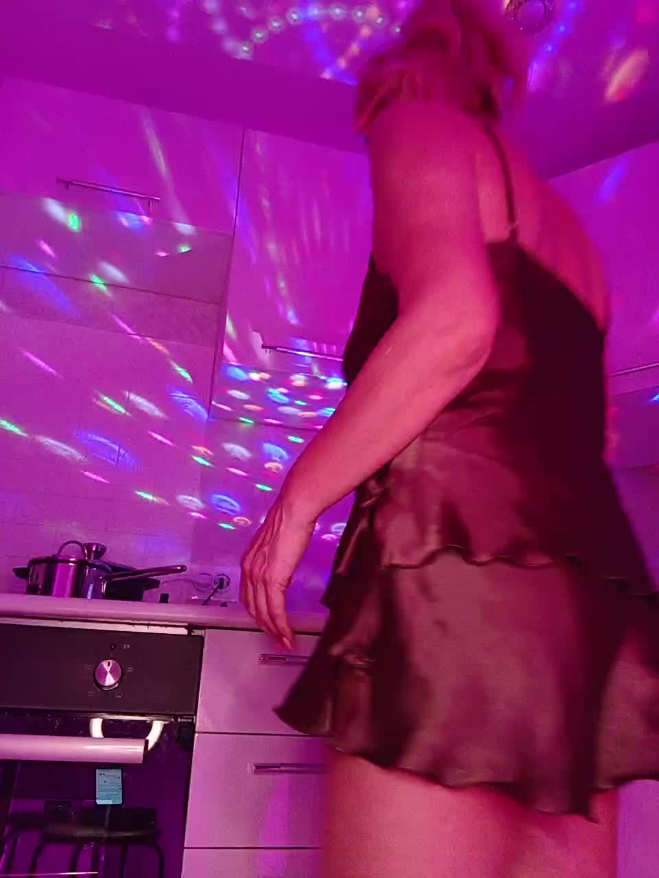 View or download file angelochek042 on 2023-09-19 from bongacams