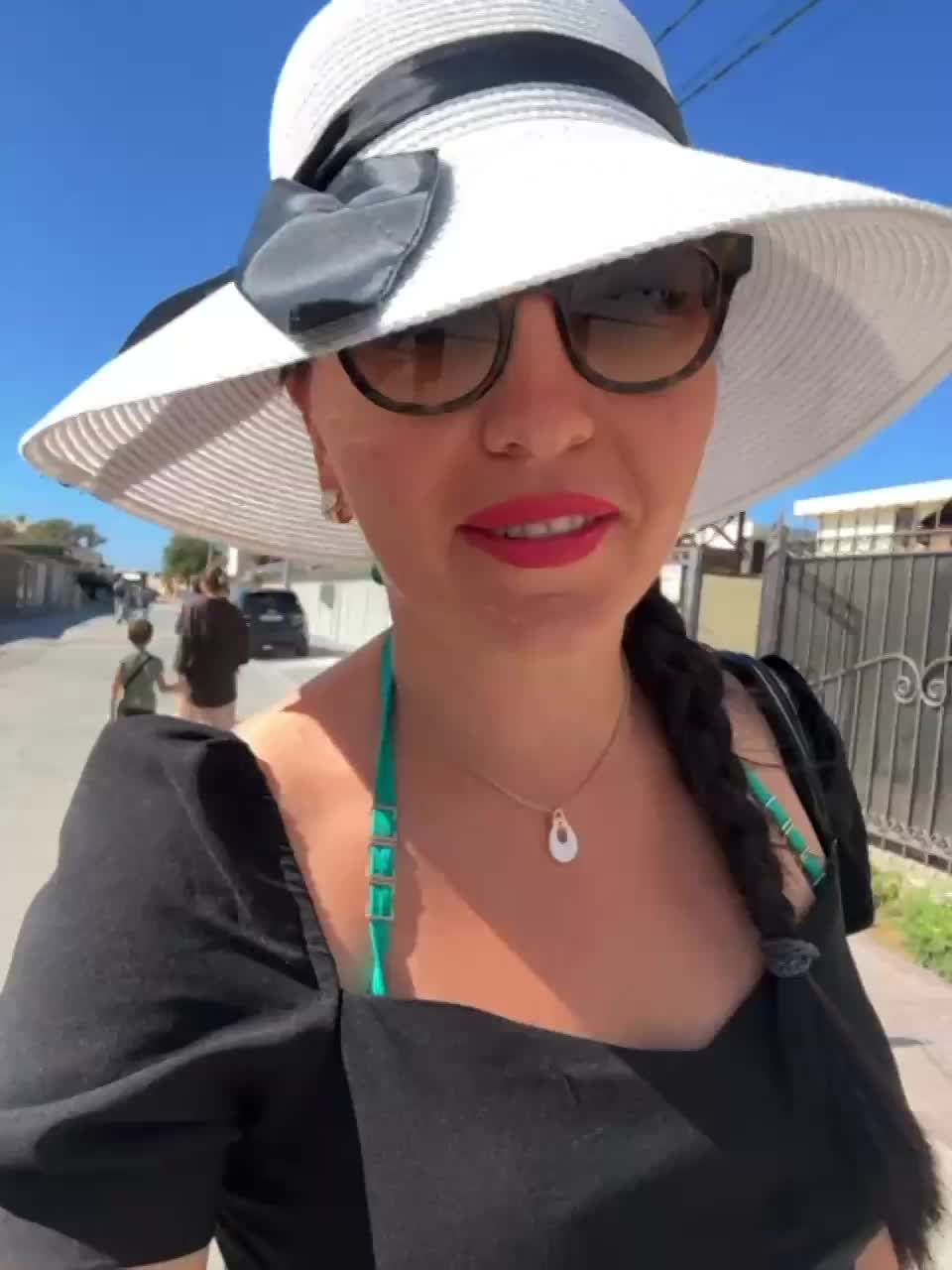 View or download file divora on 2023-09-19 from bongacams