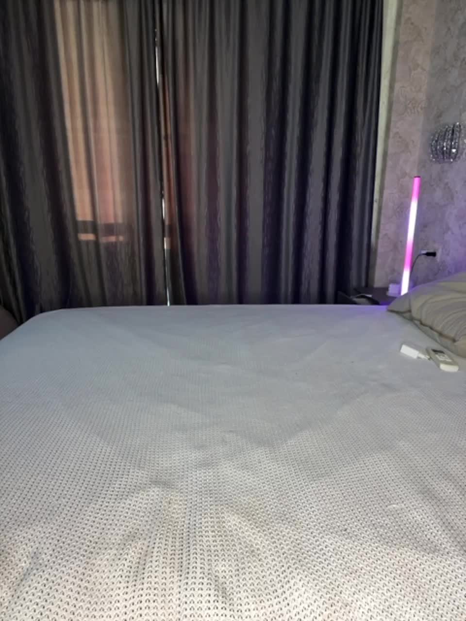 View or download file hotsexwife on 2023-09-19 from bongacams