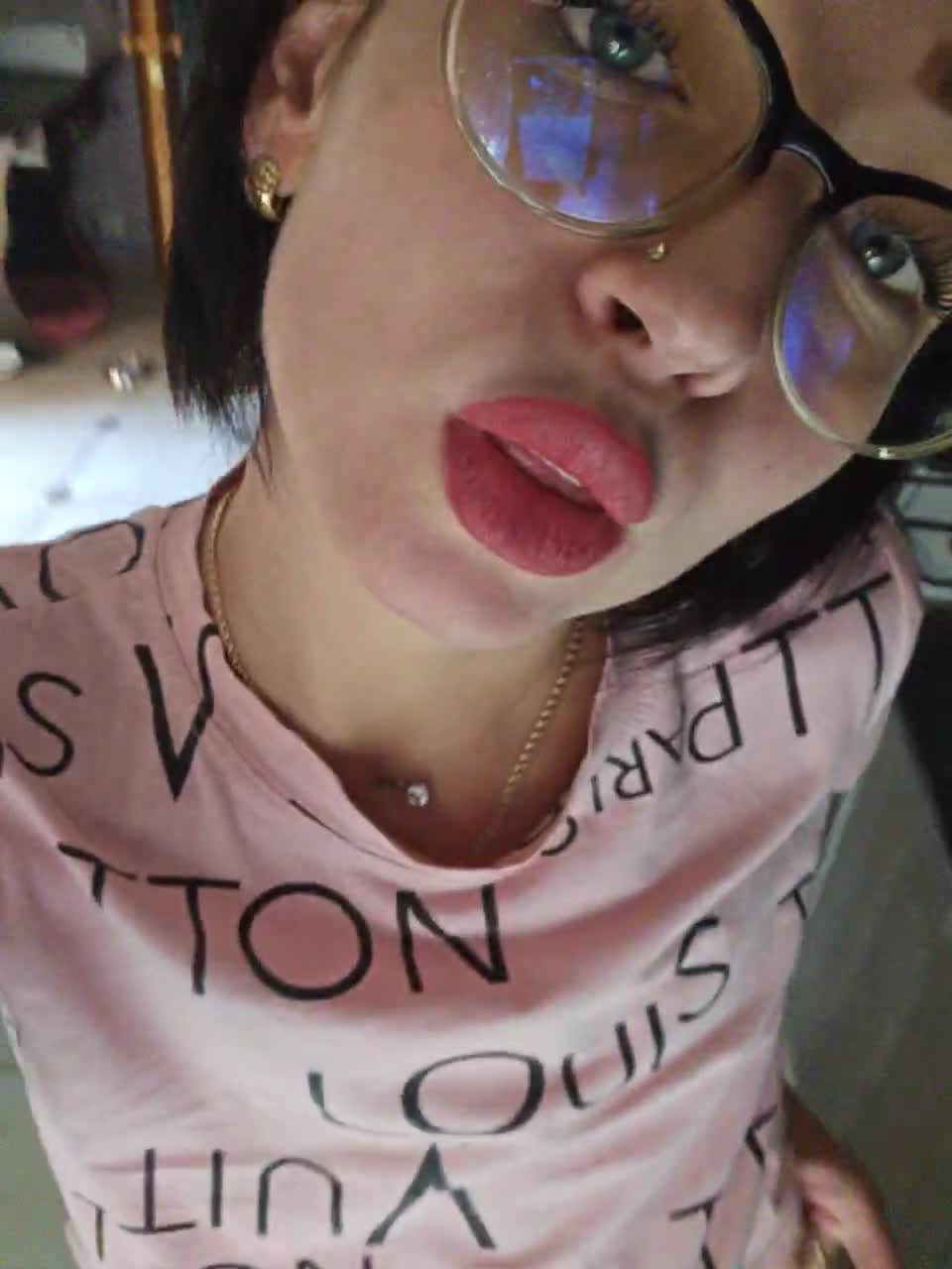 View or download file aureliyxxx on 2023-09-22 from bongacams