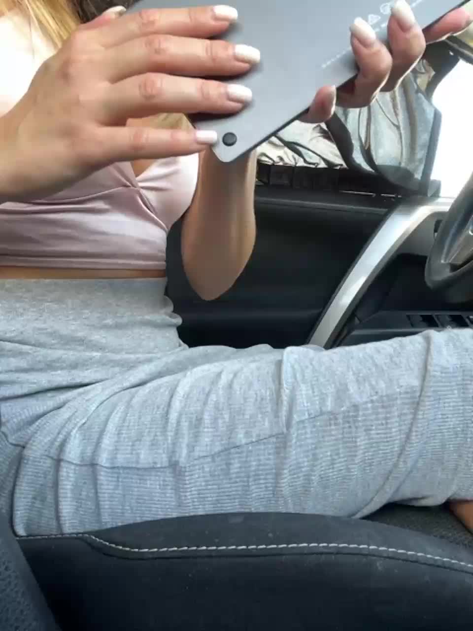 View or download file lady_dee on 2023-09-22 from bongacams