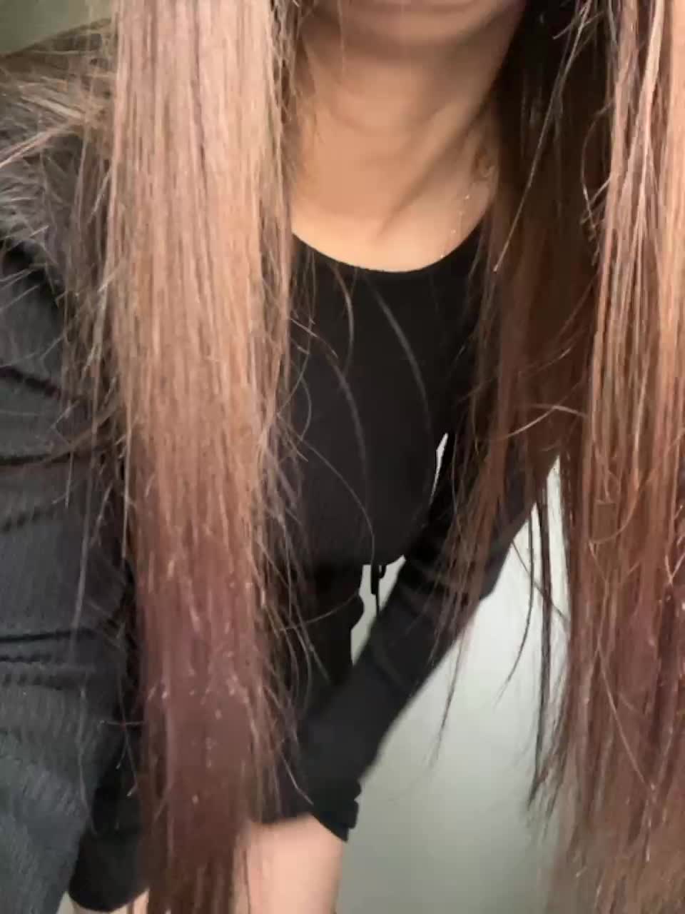 View or download file lika_leee on 2023-09-22 from bongacams