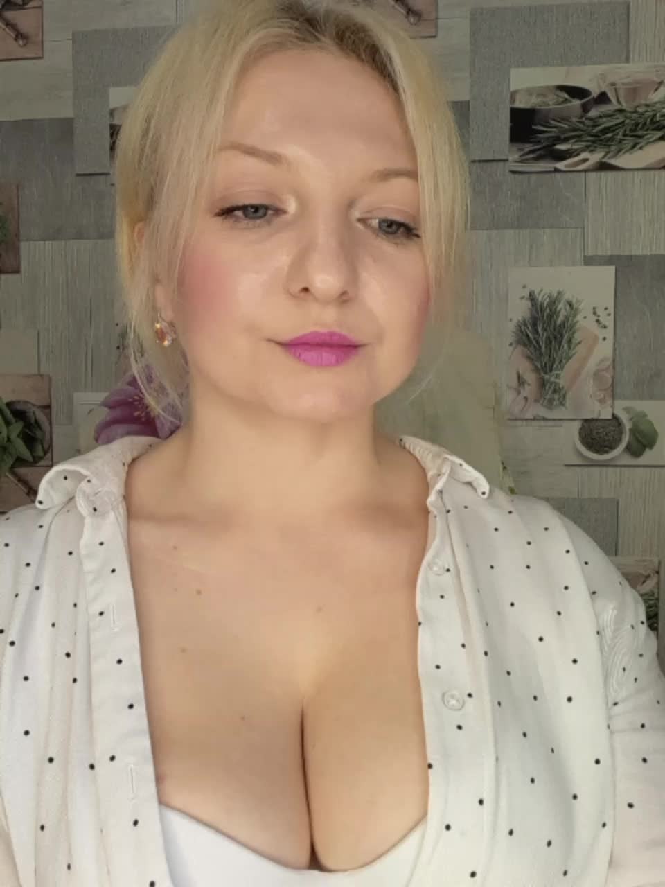 View or download file anesteishen on 2023-09-24 from bongacams