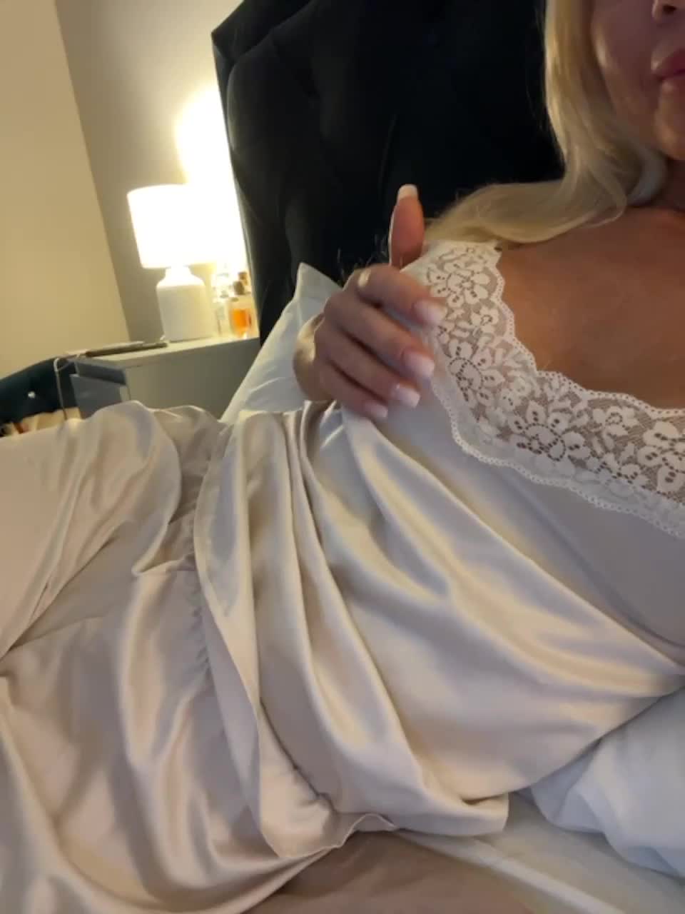 View or download file elisa_bet on 2023-09-24 from bongacams