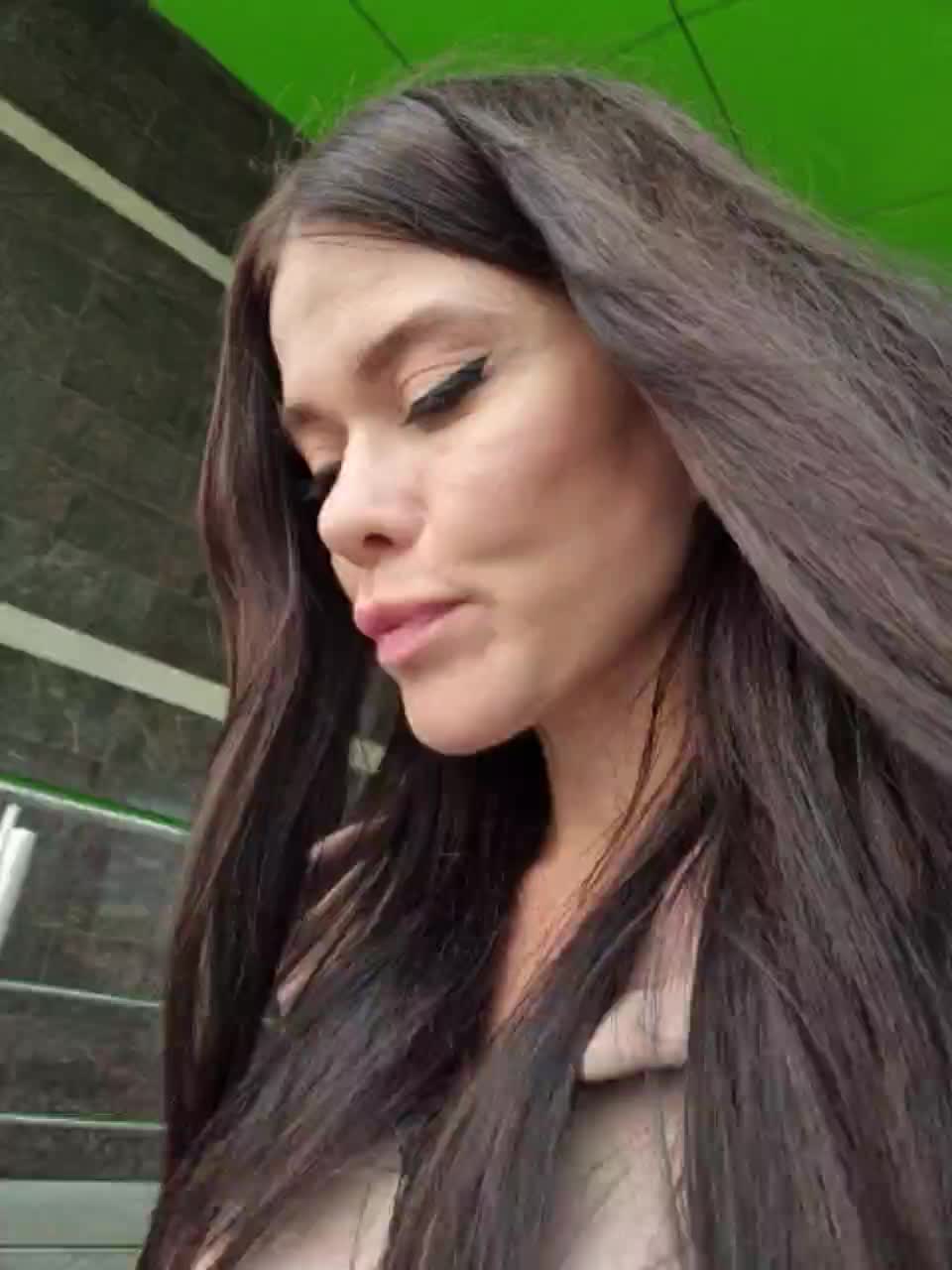 View or download file vikki100500 on 2023-09-26 from bongacams