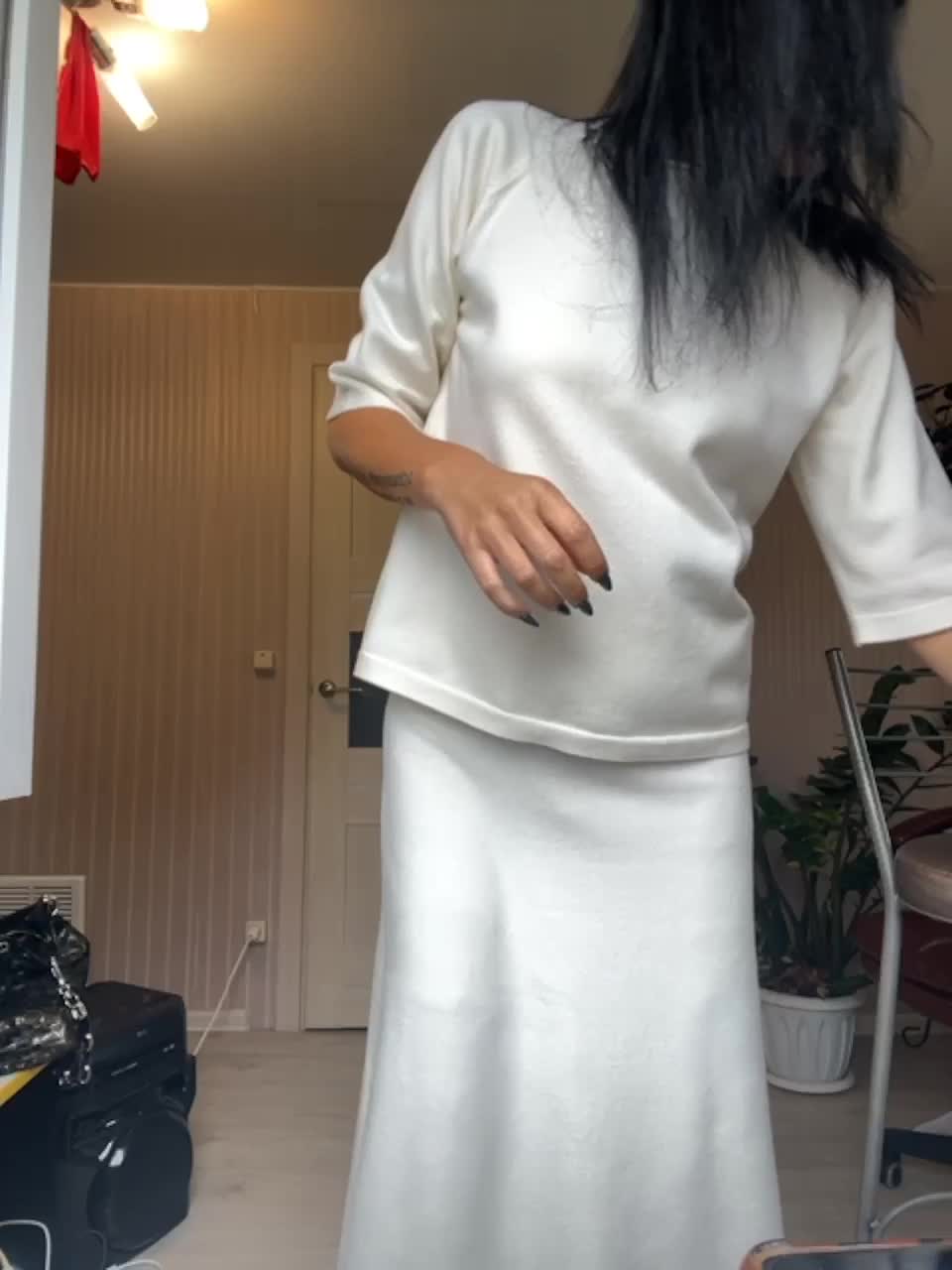 View or download file karolinamilf on 2023-09-29 from bongacams