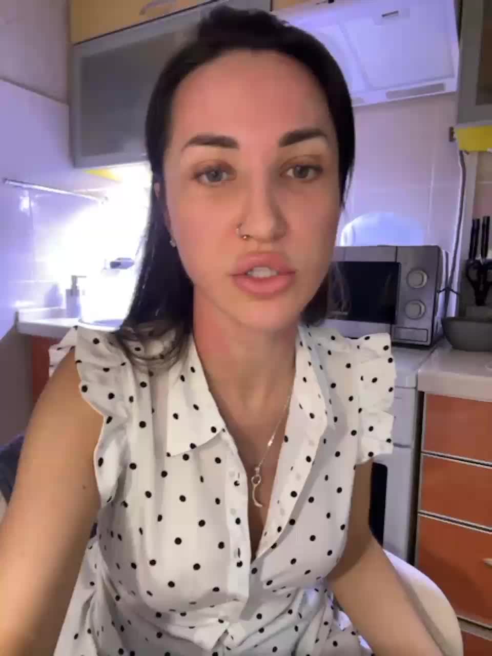 View or download file _ann_ on 2023-10-01 from bongacams