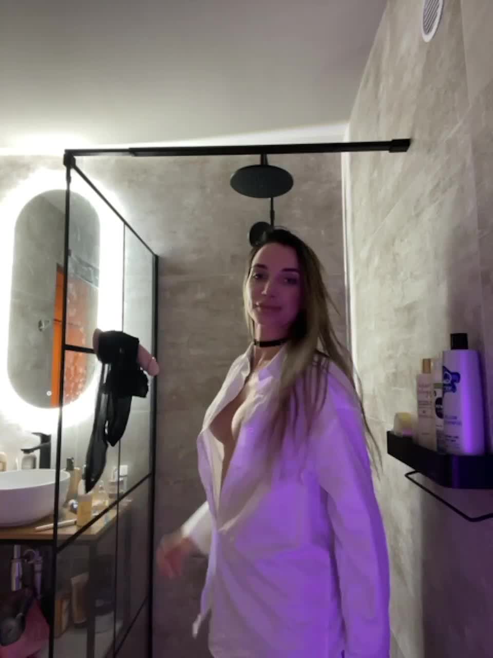 View or download file amarulla on 2023-10-01 from bongacams