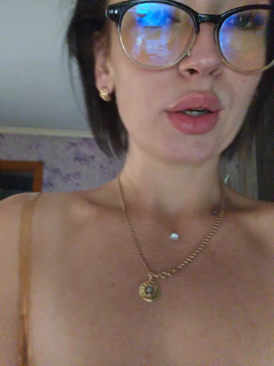 View or download file aureliyxxx on 2023-10-01 from bongacams