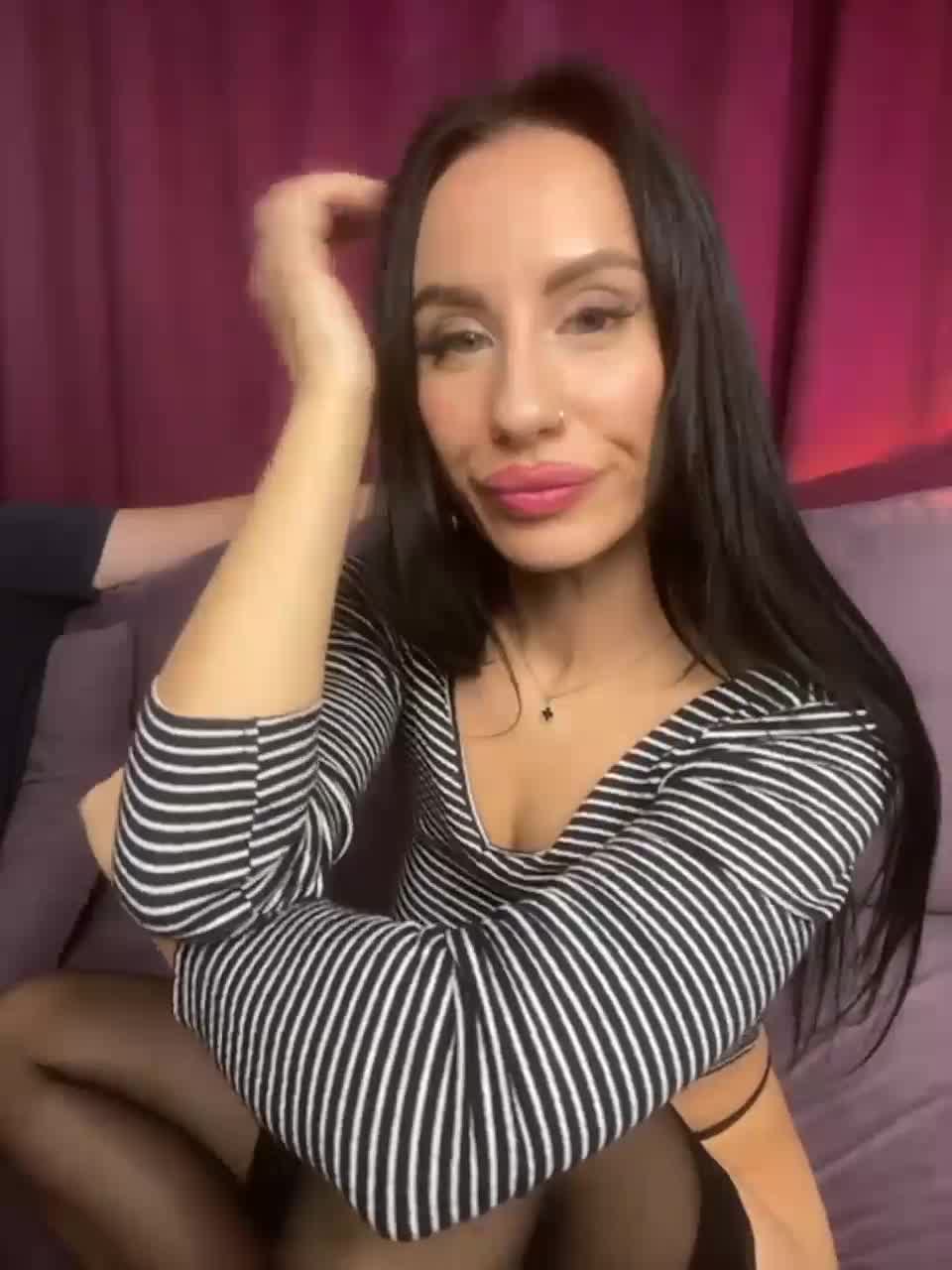 View or download file missjasmine07 on 2023-10-01 from bongacams