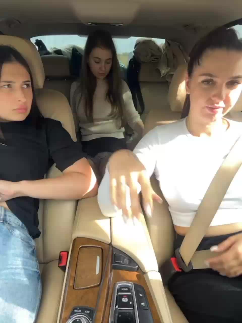 View or download file yourarina on 2023-10-01 from bongacams