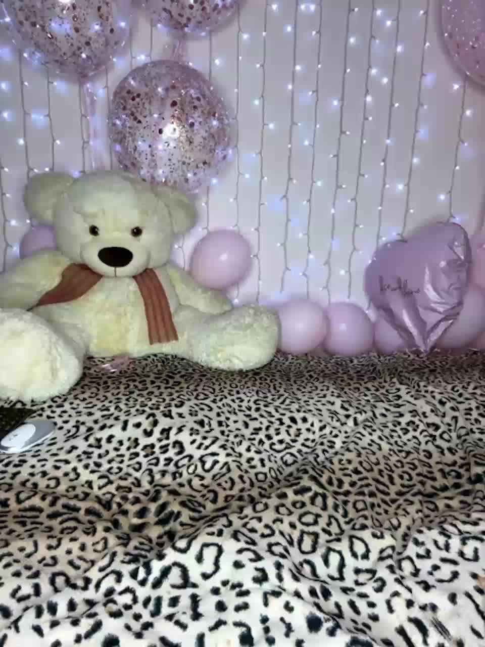 View or download file lady_dee on 2023-10-02 from bongacams