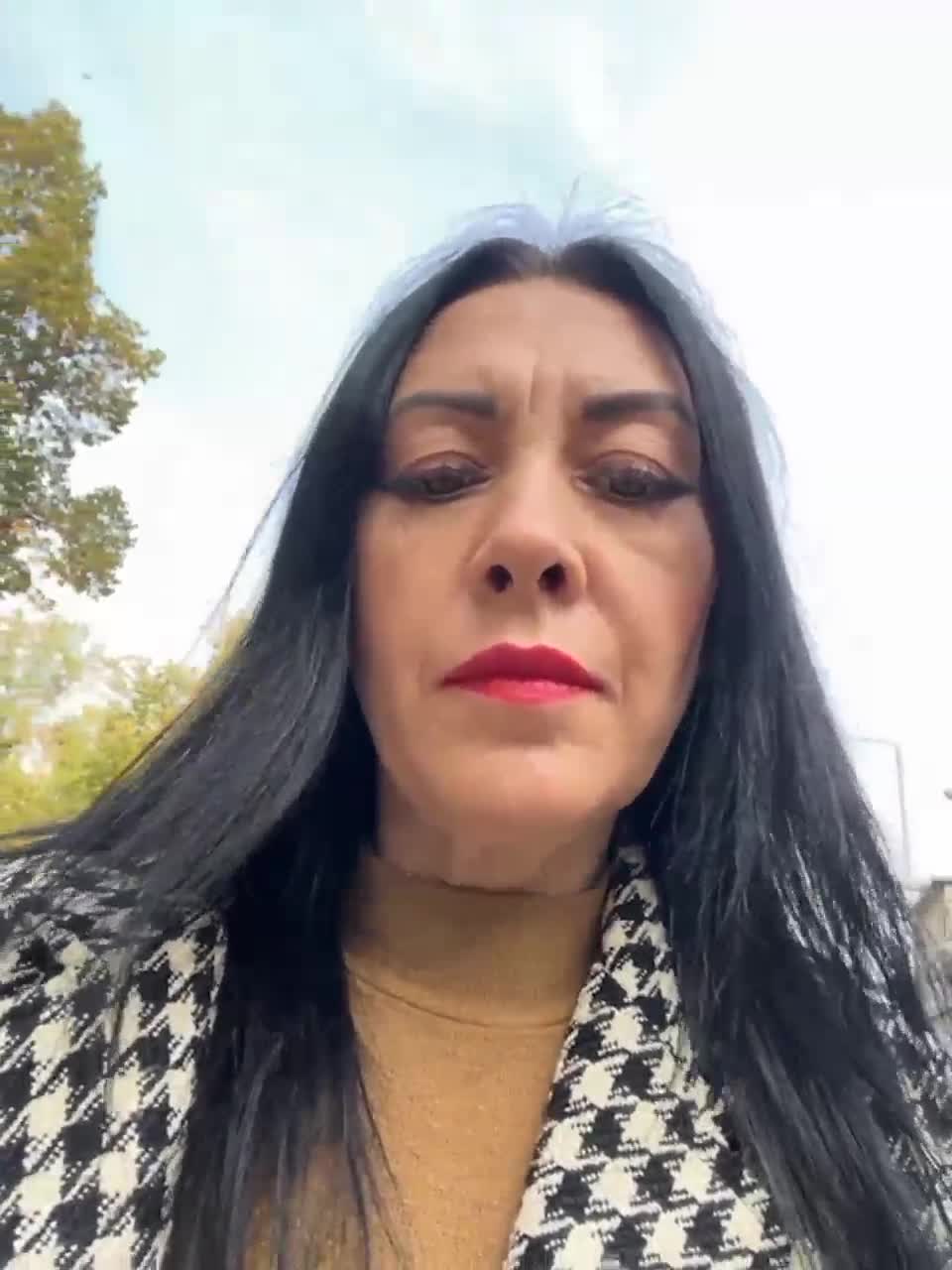 View or download file karolinamilf on 2023-10-03 from bongacams