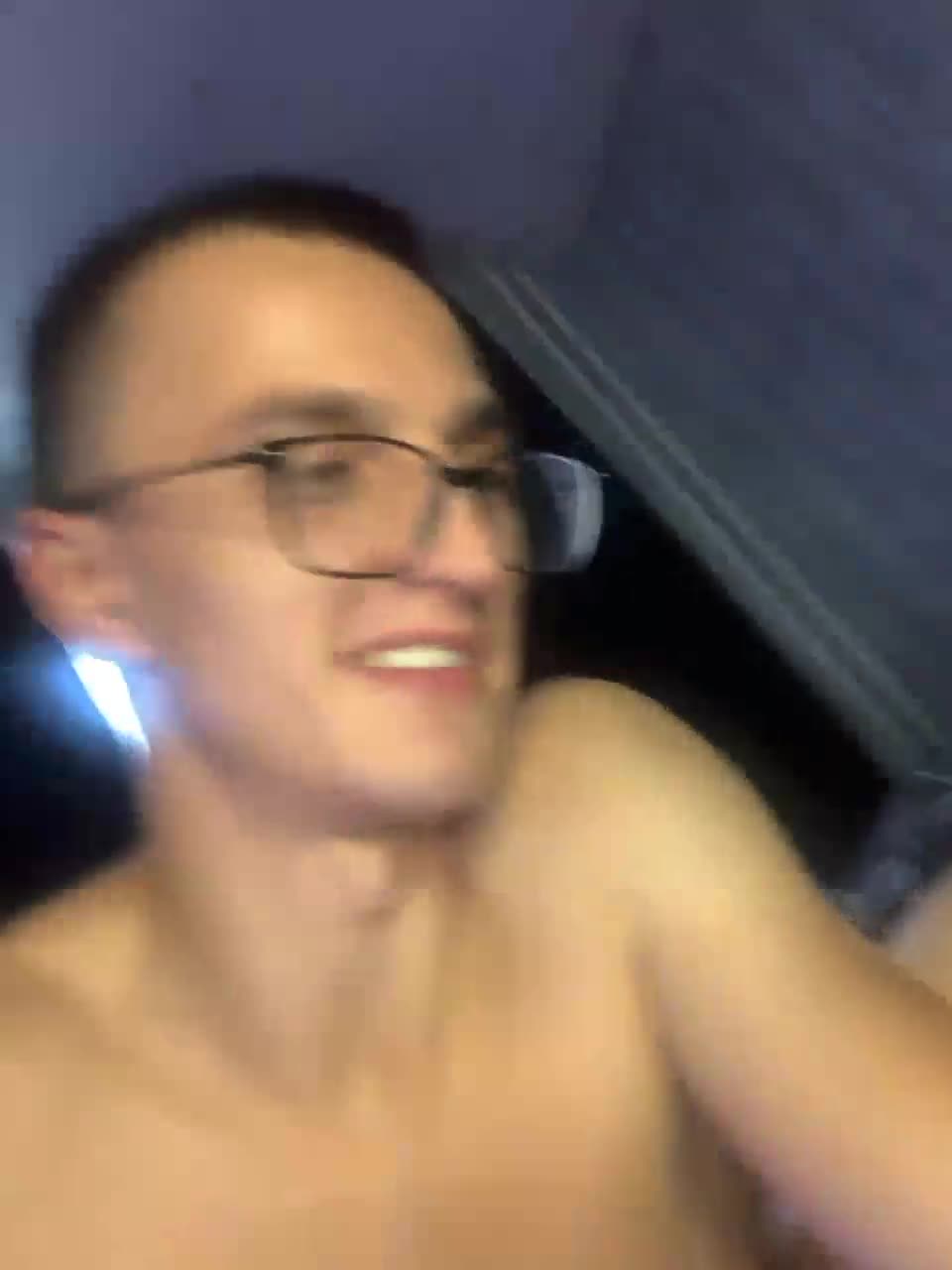 View or download file kukusik005 on 2023-10-03 from bongacams