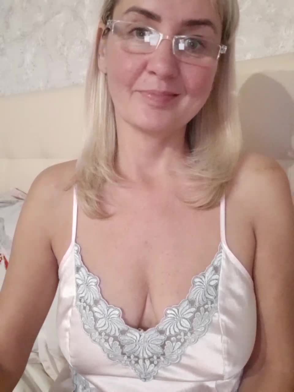 View or download file sexiestjess45 on 2023-10-03 from bongacams