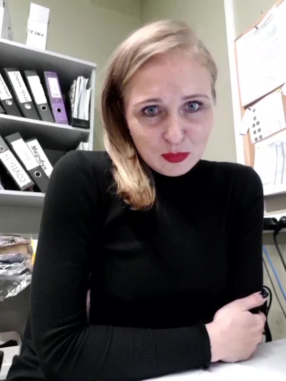 View or download file vaiola on 2023-10-03 from bongacams