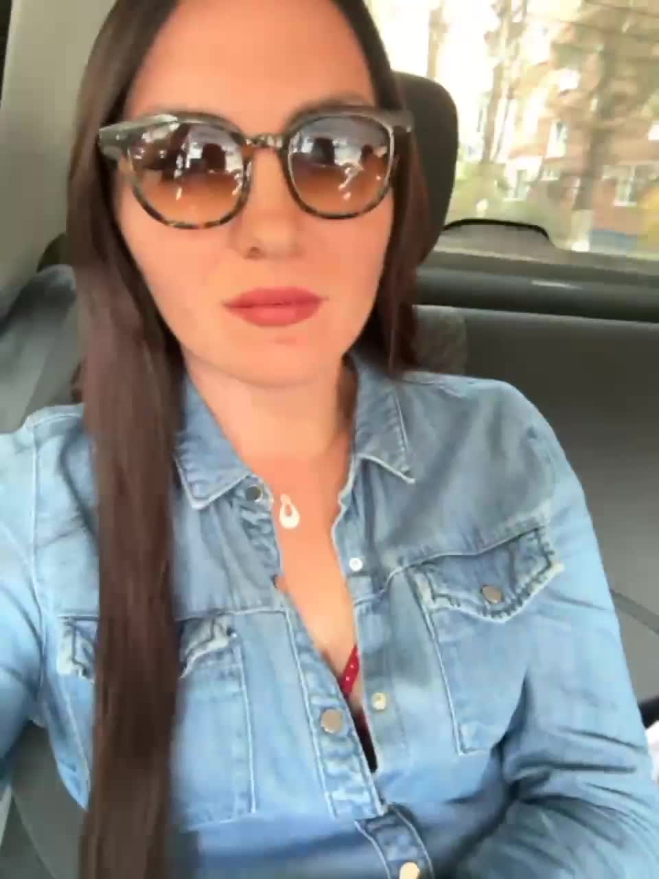 View or download file divora on 2023-10-04 from bongacams