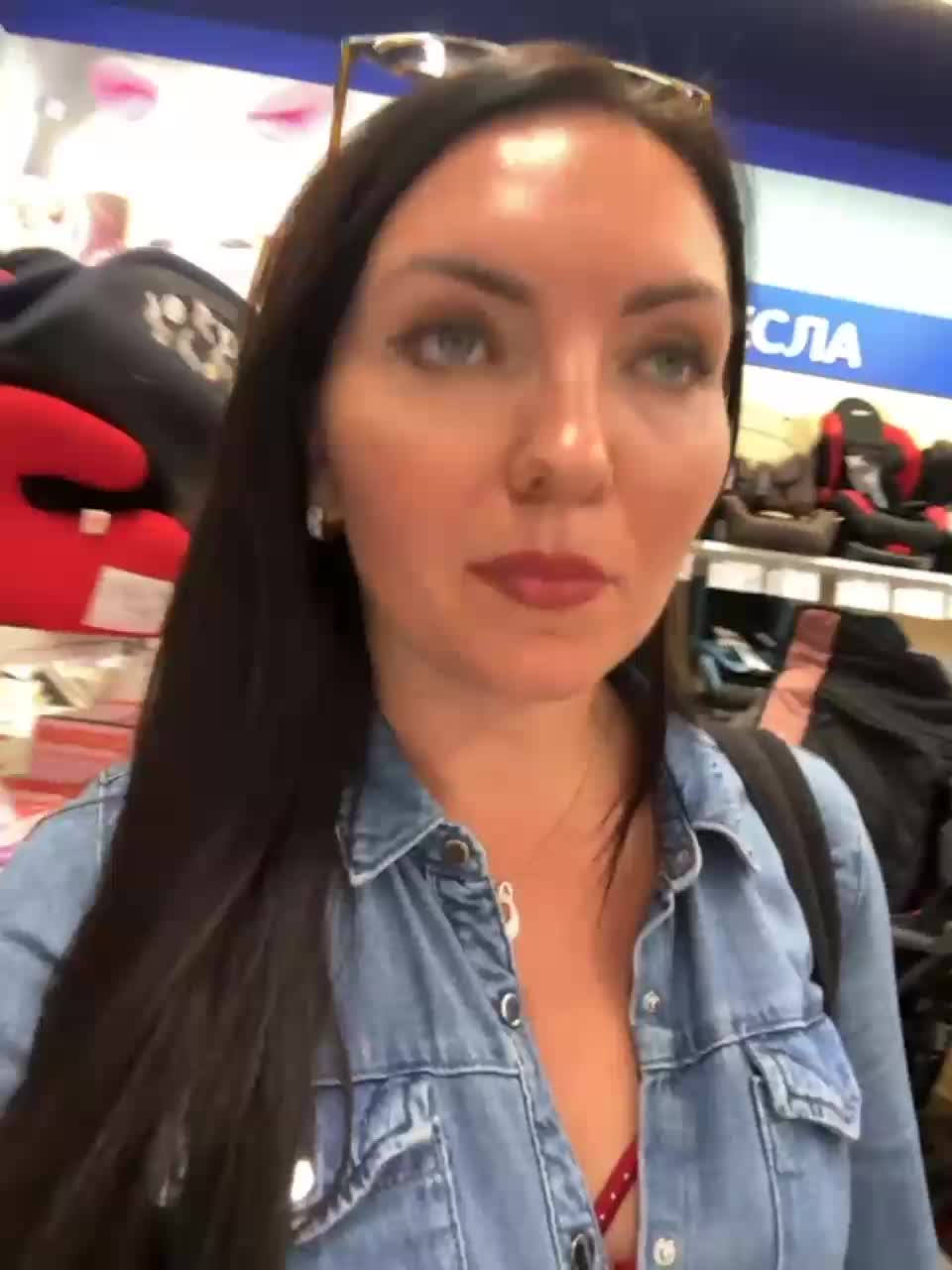 View or download file divora on 2023-10-04 from bongacams