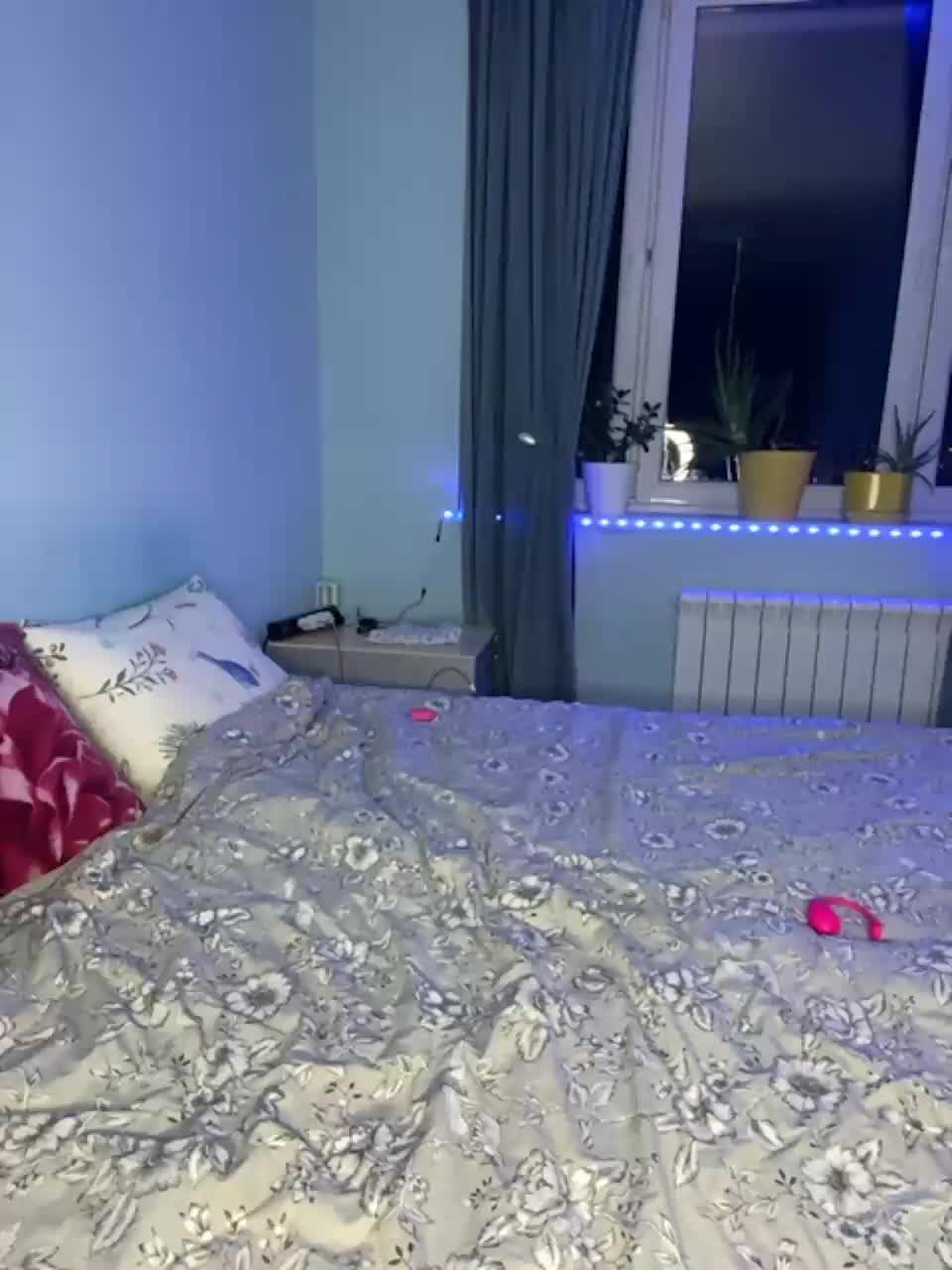 View or download file hulklisandra on 2023-10-04 from bongacams