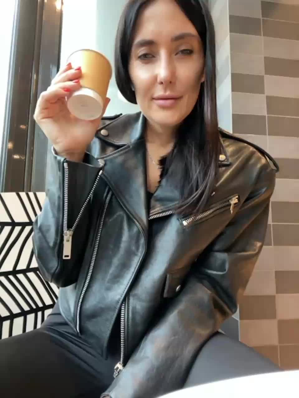 View or download file linahelen on 2023-10-04 from bongacams