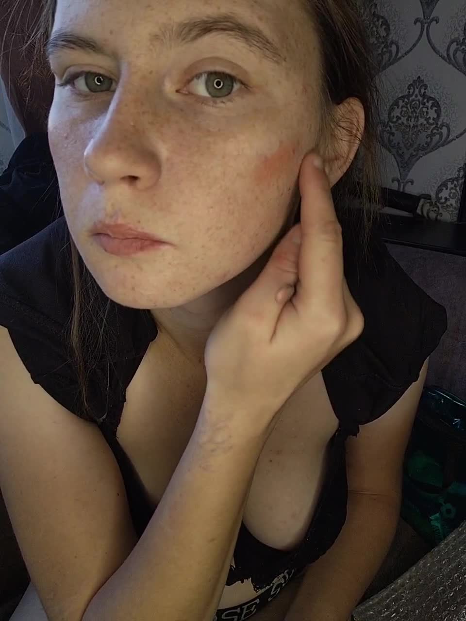 View or download file malinka1512 on 2023-10-04 from bongacams