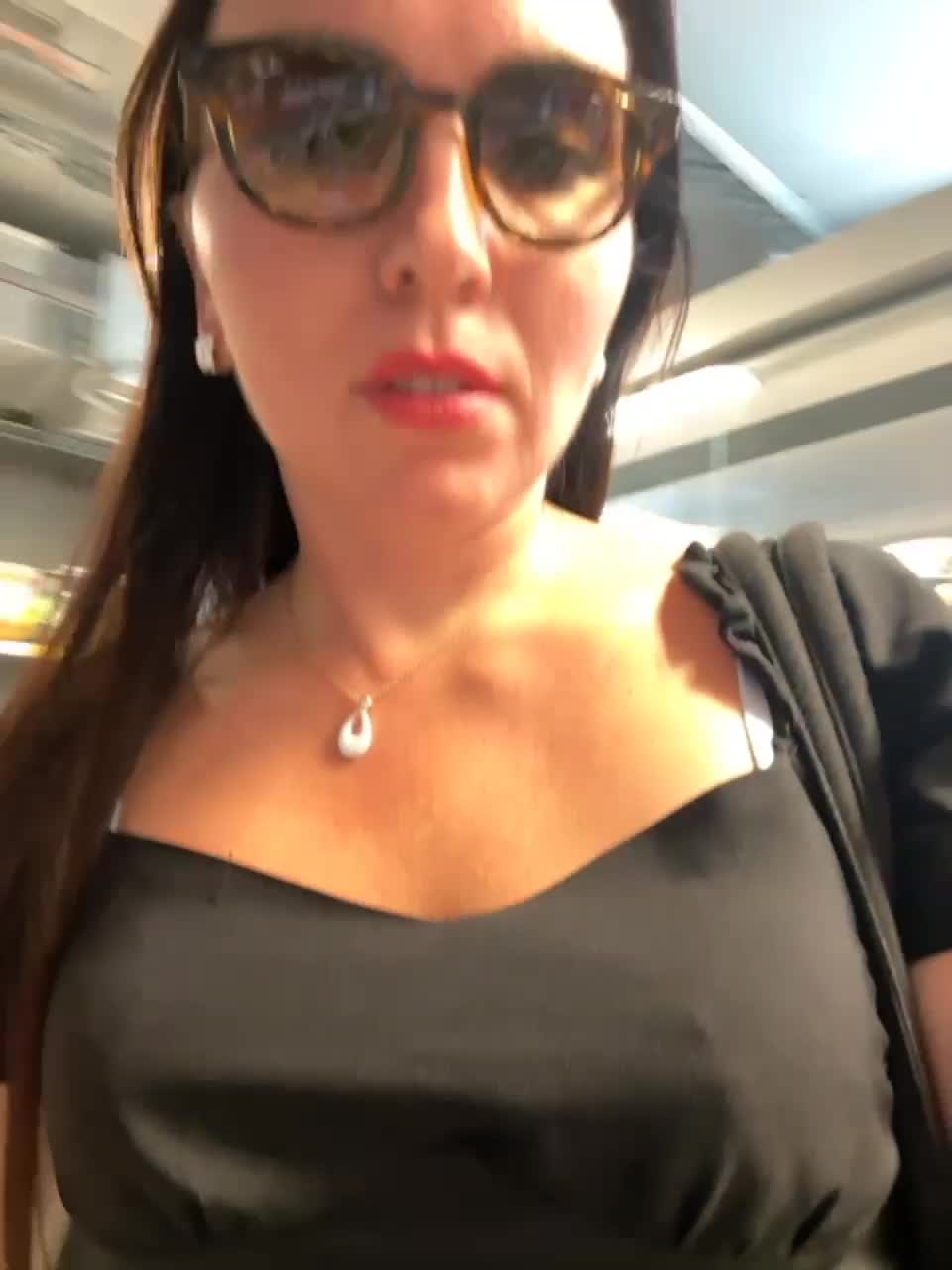 View or download file divora on 2023-10-05 from bongacams