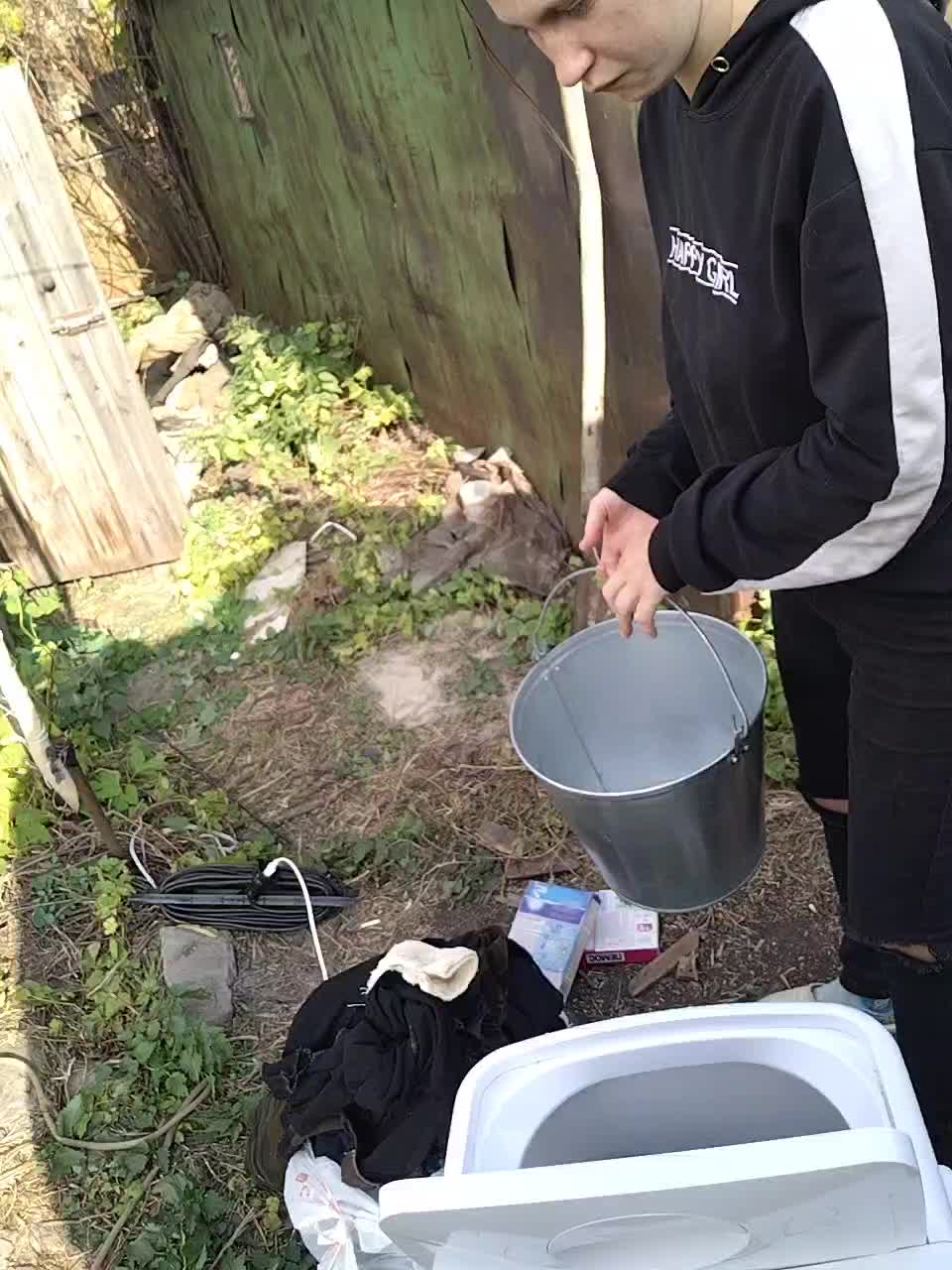 View or download file malinka1512 on 2023-10-05 from bongacams