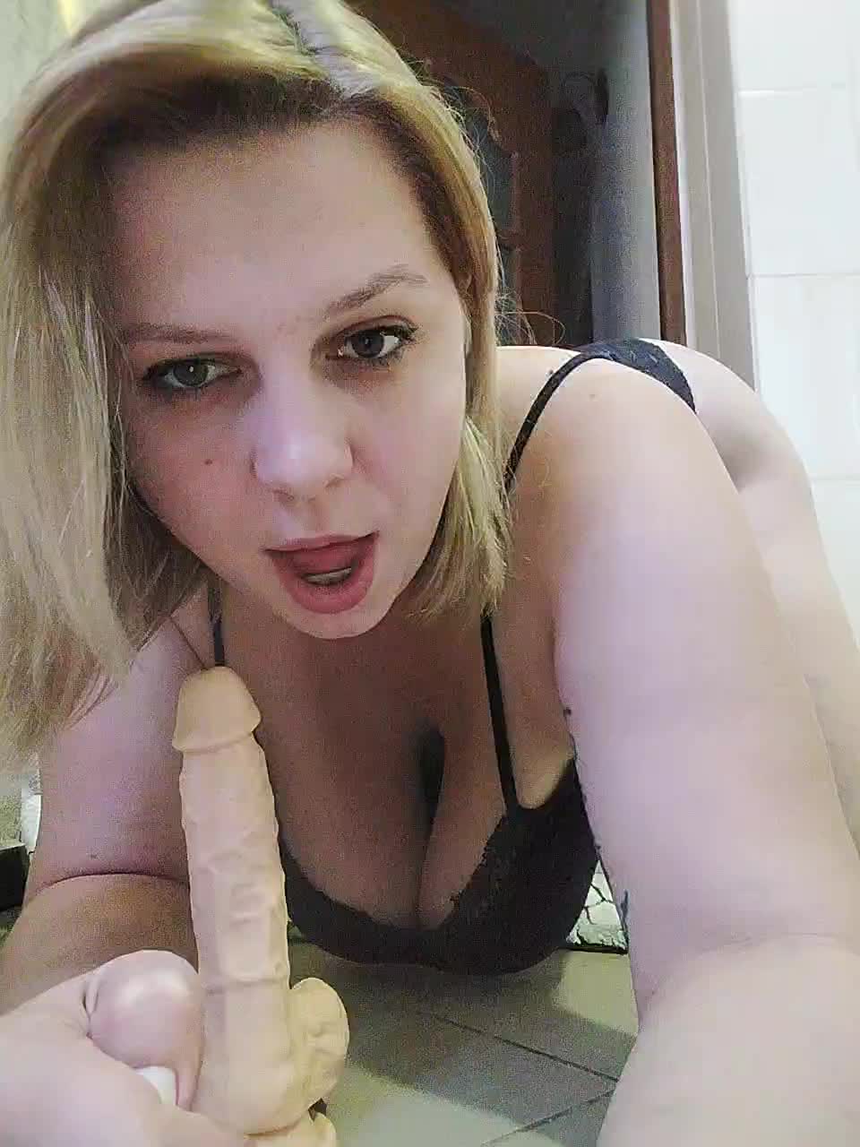 View or download file yana_hammer on 2023-10-05 from bongacams