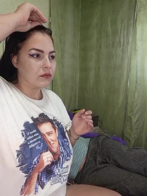 View or download file kissmabont on 2023-10-06 from bongacams