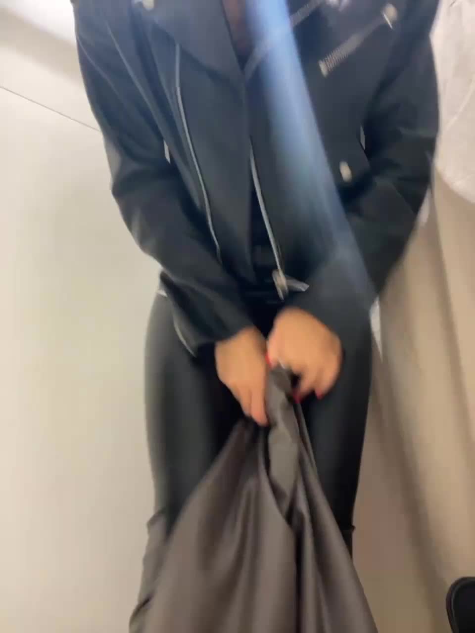 View or download file linahelen on 2023-10-06 from bongacams