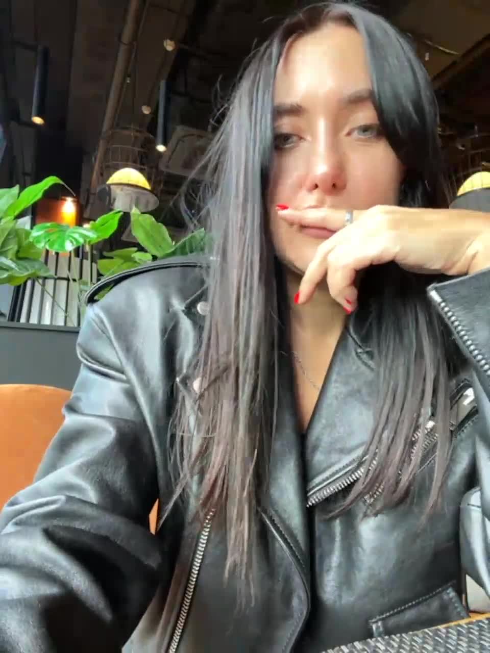 View or download file linahelen on 2023-10-06 from bongacams