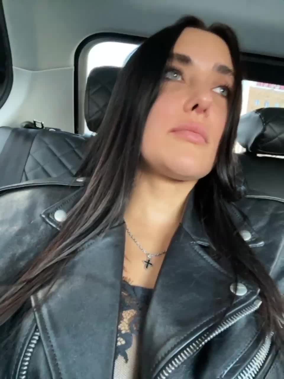 View or download file linahelen on 2023-10-06 from bongacams